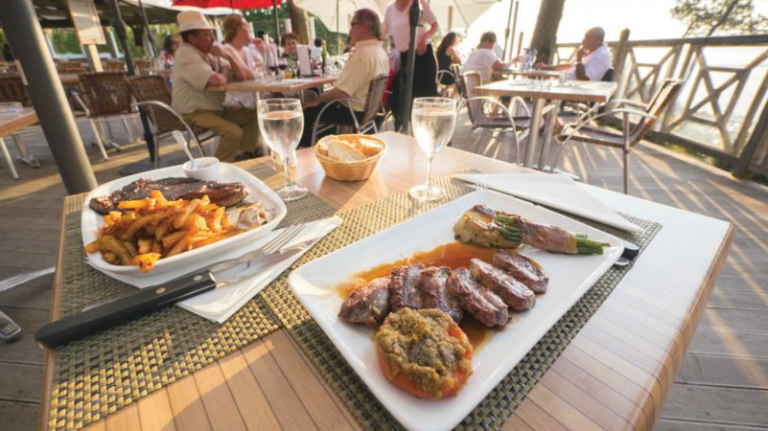 Restaurant 01
